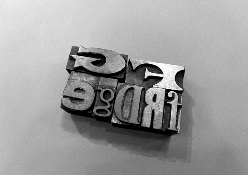 フリッジのナレッジVol.1：<br>原稿は、一度書いてからが始まりである。（羽賀亜弥香）